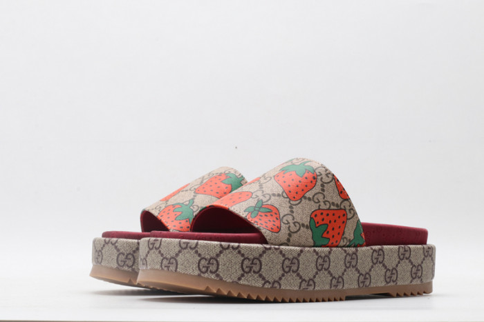 guc sandal