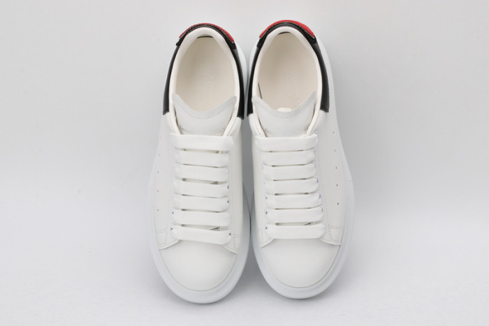 alex mcqu sneakers