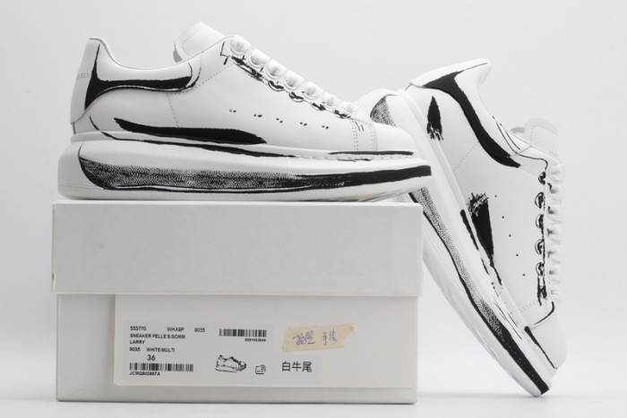 alex mcqu sneakers