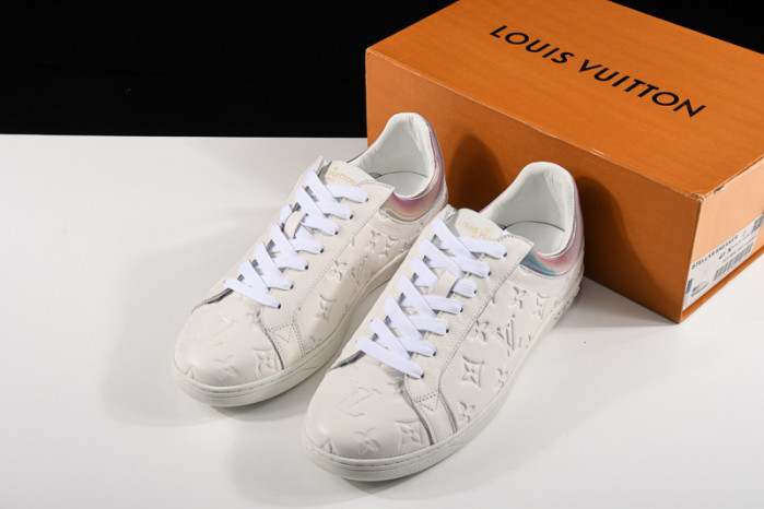 lovt sneaker