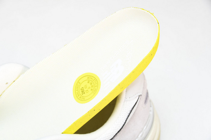 new balance 992 white silver m992md