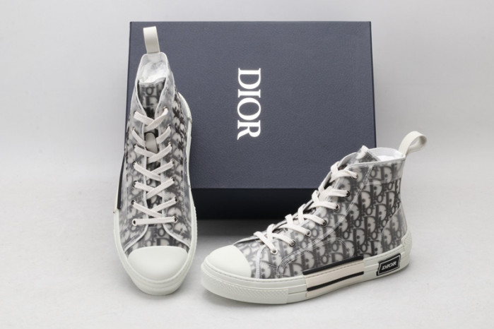 dr b23 homme kaws h903p161