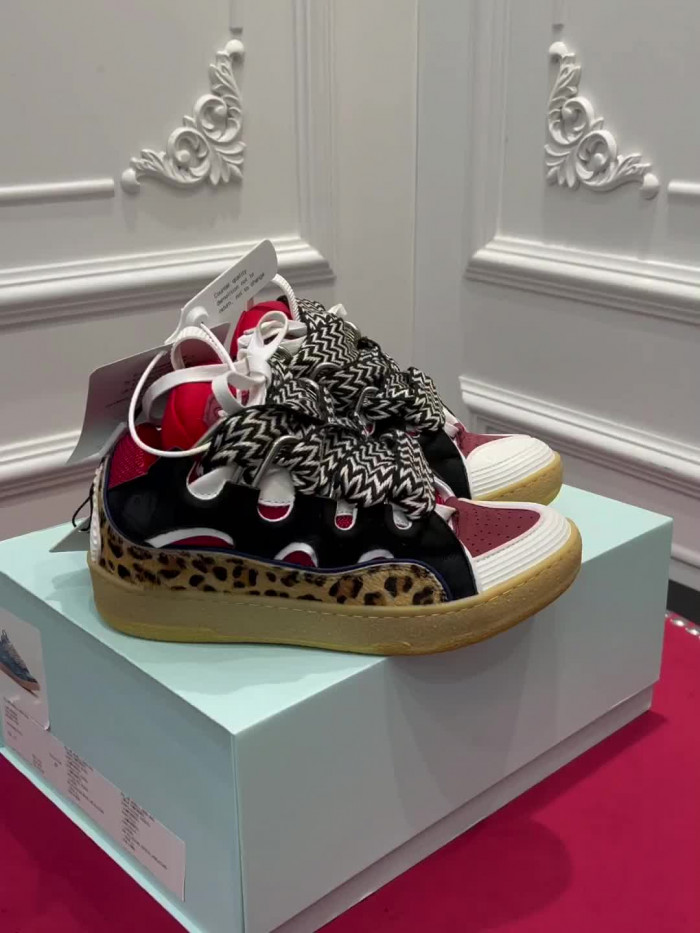 lanvin curb sneaker 111150