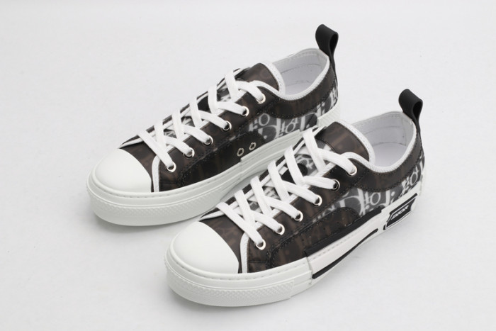 dr b23 homme kaws low-top sneaker