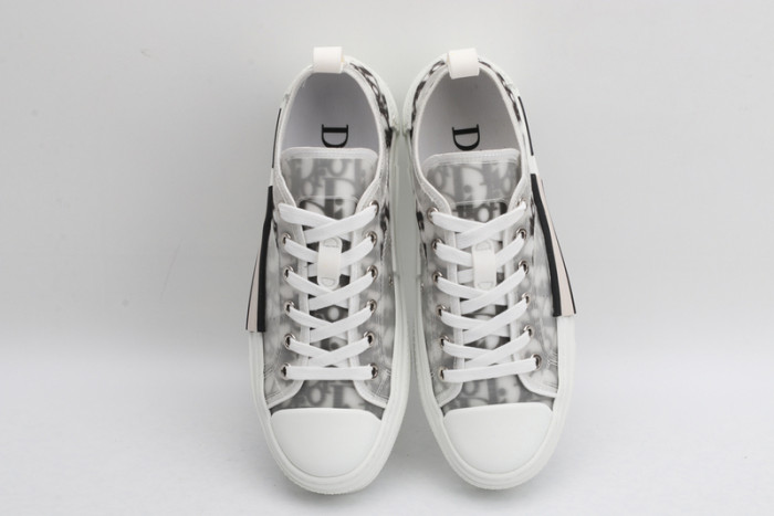 dr b23 homme kaws h903p167