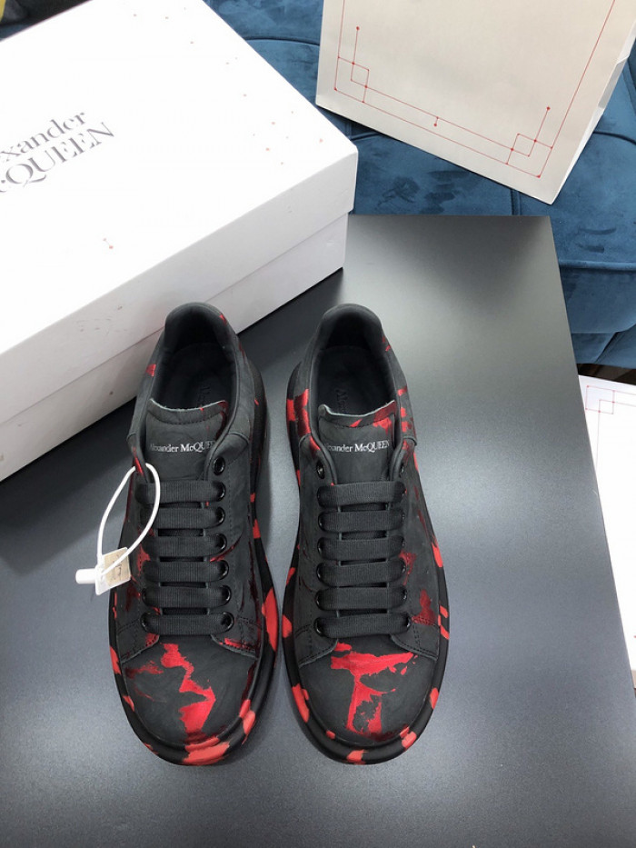alex mcqu sneakers