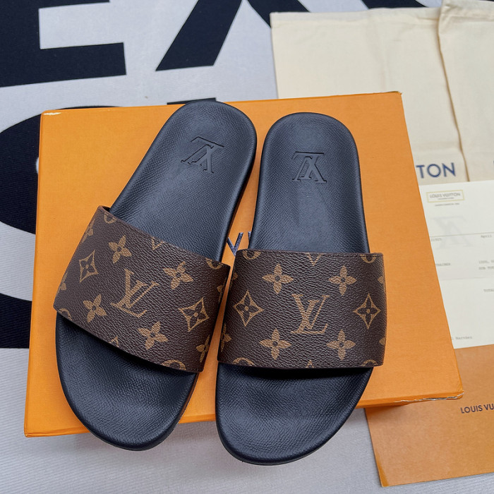 lovt sandal