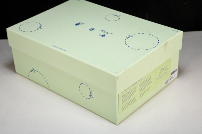 of sneakers ow-18