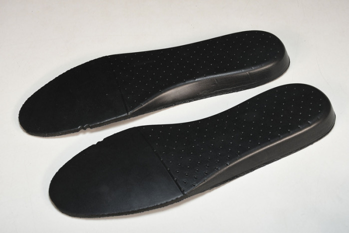 of sneakers ow-21