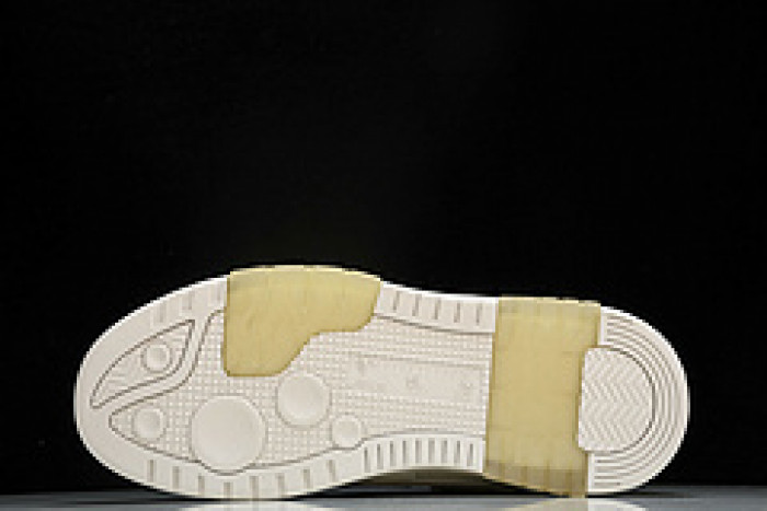 of sneakers ow-13