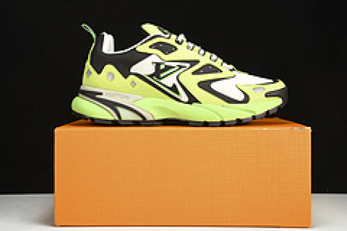lovt sneaker