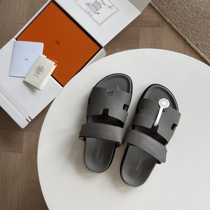 her slides 2405223