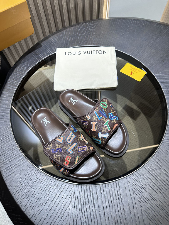 lovt sandal