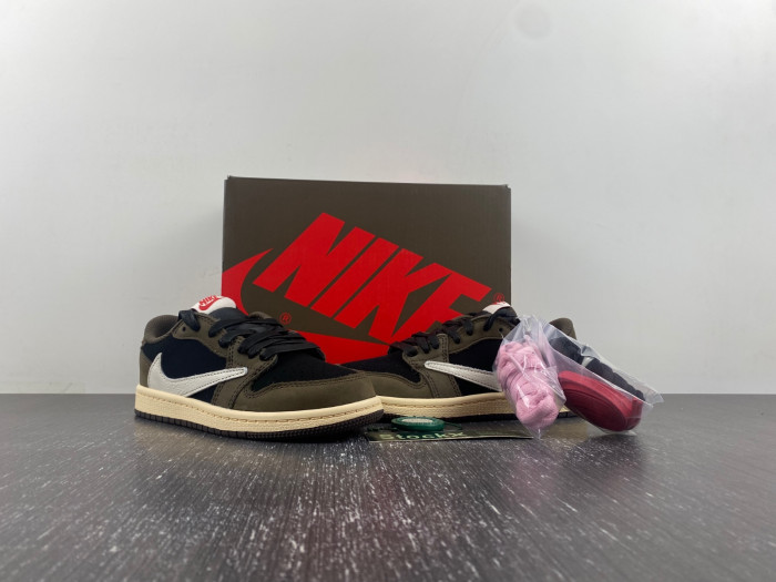 (kids)travis scott x air jordan 1 low 