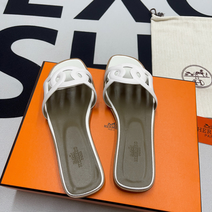 her slides 2306096