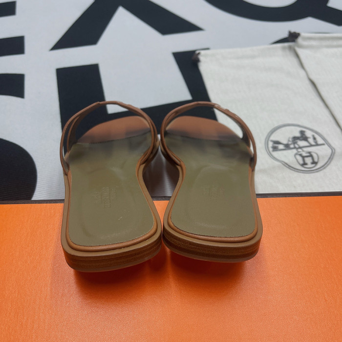 her slides 2306098